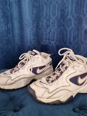 Vintage Nike Air Women's Athletic Sneakers